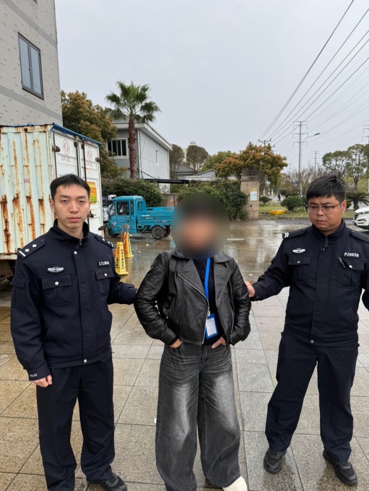 “用火烧没发现异常呀”，台州路桥一金店老板收购金饰看走眼，两次损失7万