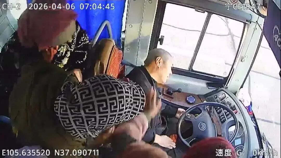 痛惜！他走了，生前最后一幕看哭️拯救了45个家庭…