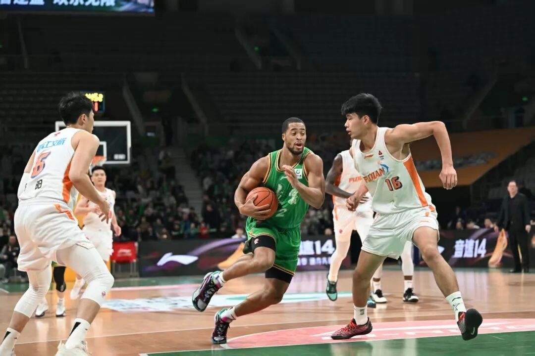 辽篮主场两连胜