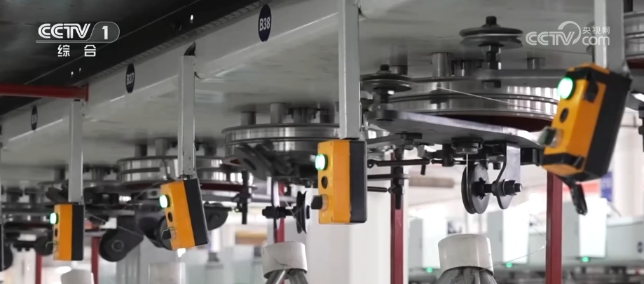 3个“10万亿元”、1.7亿人!“数”里行间感知活跃的中国大市场现代服务业强劲动力 3个“10万亿元”、1.7亿人!“数”里行间感知活跃的中国大市场现代服务业强劲动力