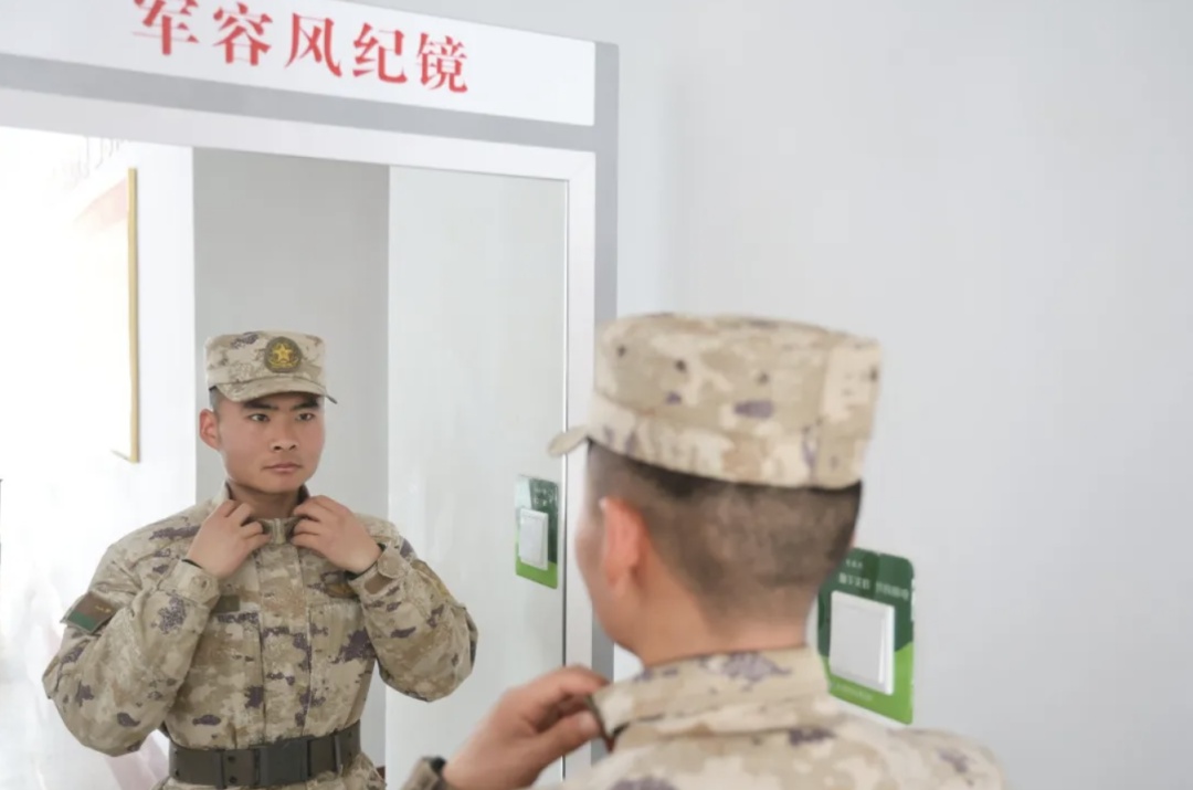 “三级跳”，上等兵晋升二级上士