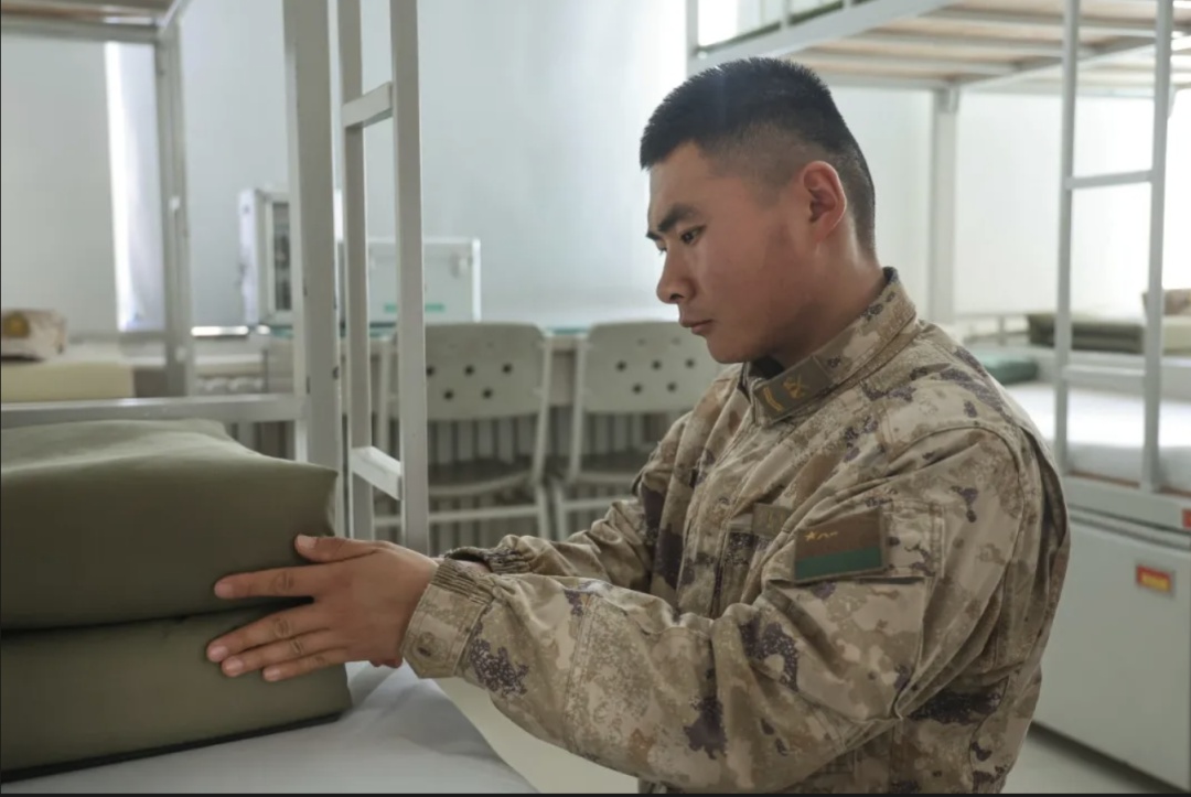 “三级跳”，上等兵晋升二级上士