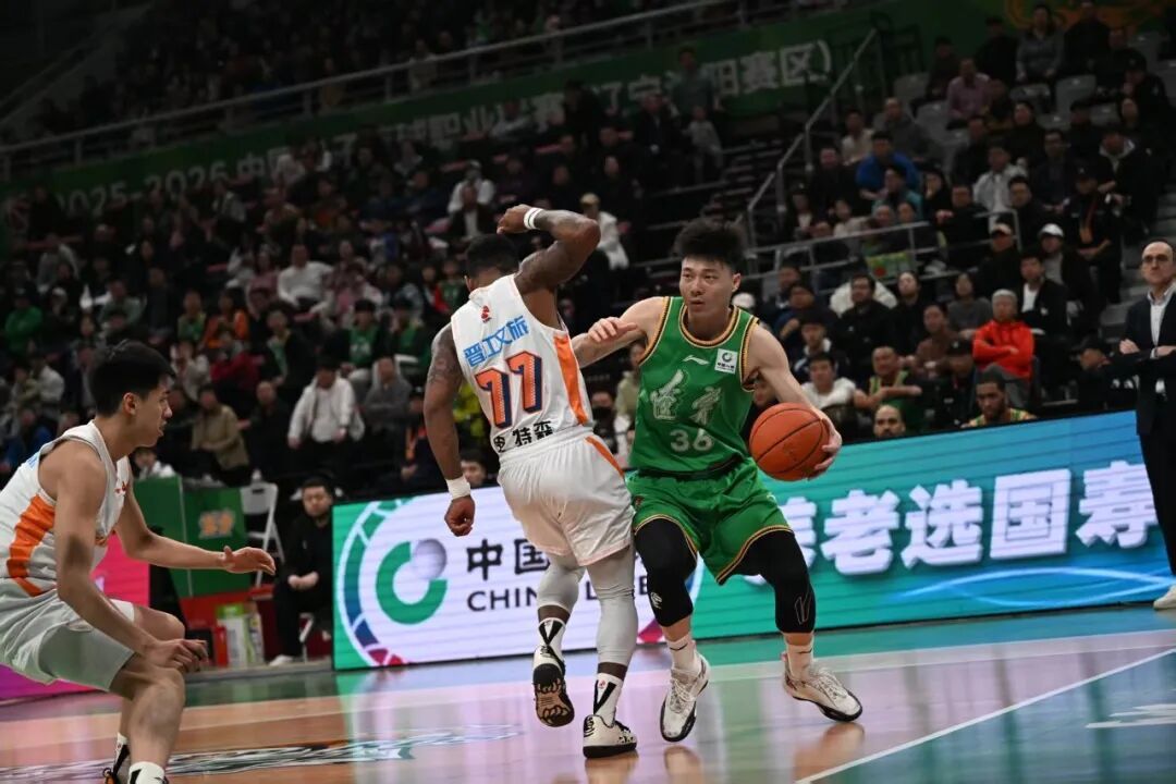 辽篮主场两连胜