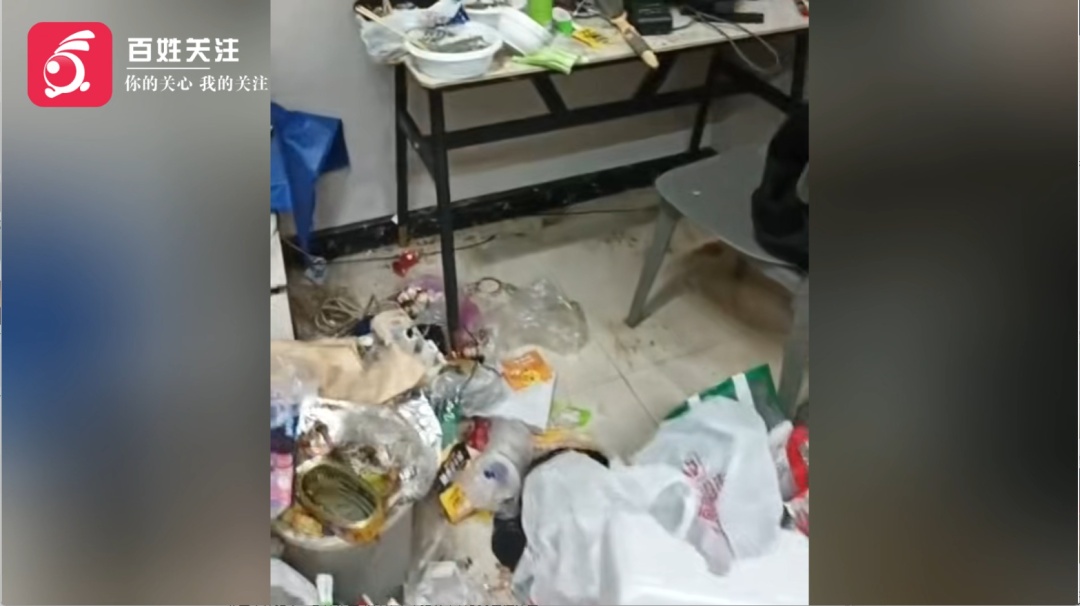 浙江一租客房内堆满近千斤尿液,柜子床底全被塞满,屋内恶臭熏天、脏乱至极 浙江一租客房内堆满近千斤尿液,柜子床底全被塞满,屋内恶臭熏天、脏乱至极