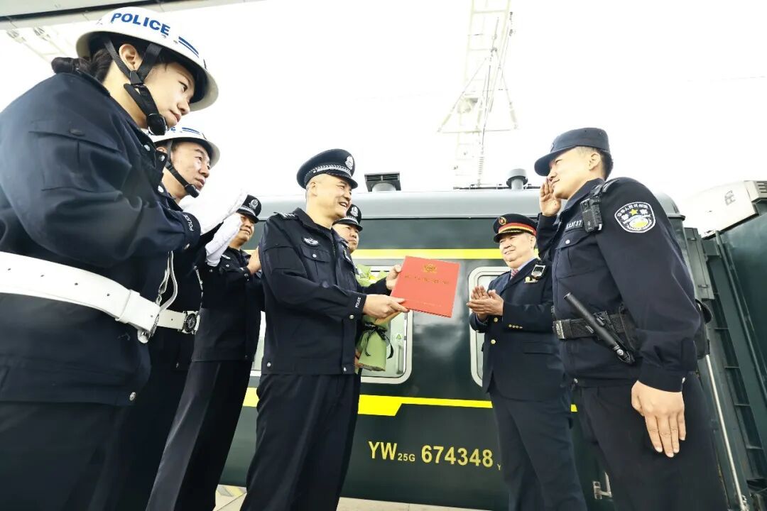 诬告陷害民警？零容忍！拘！