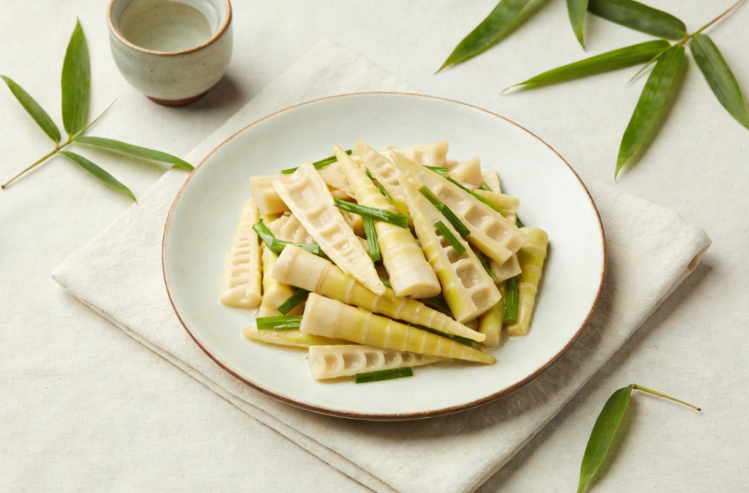 餐桌上的春季限定美食,竟会引发“大出血”! 餐桌上的春季限定美食,竟会引发“大出血”!