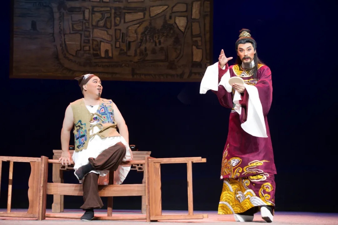 从“讨饭吃”到年演出389场,这个稀有剧种靠什么活下来? 从“讨饭吃”到年演出389场,这个稀有剧种靠什么活下来?