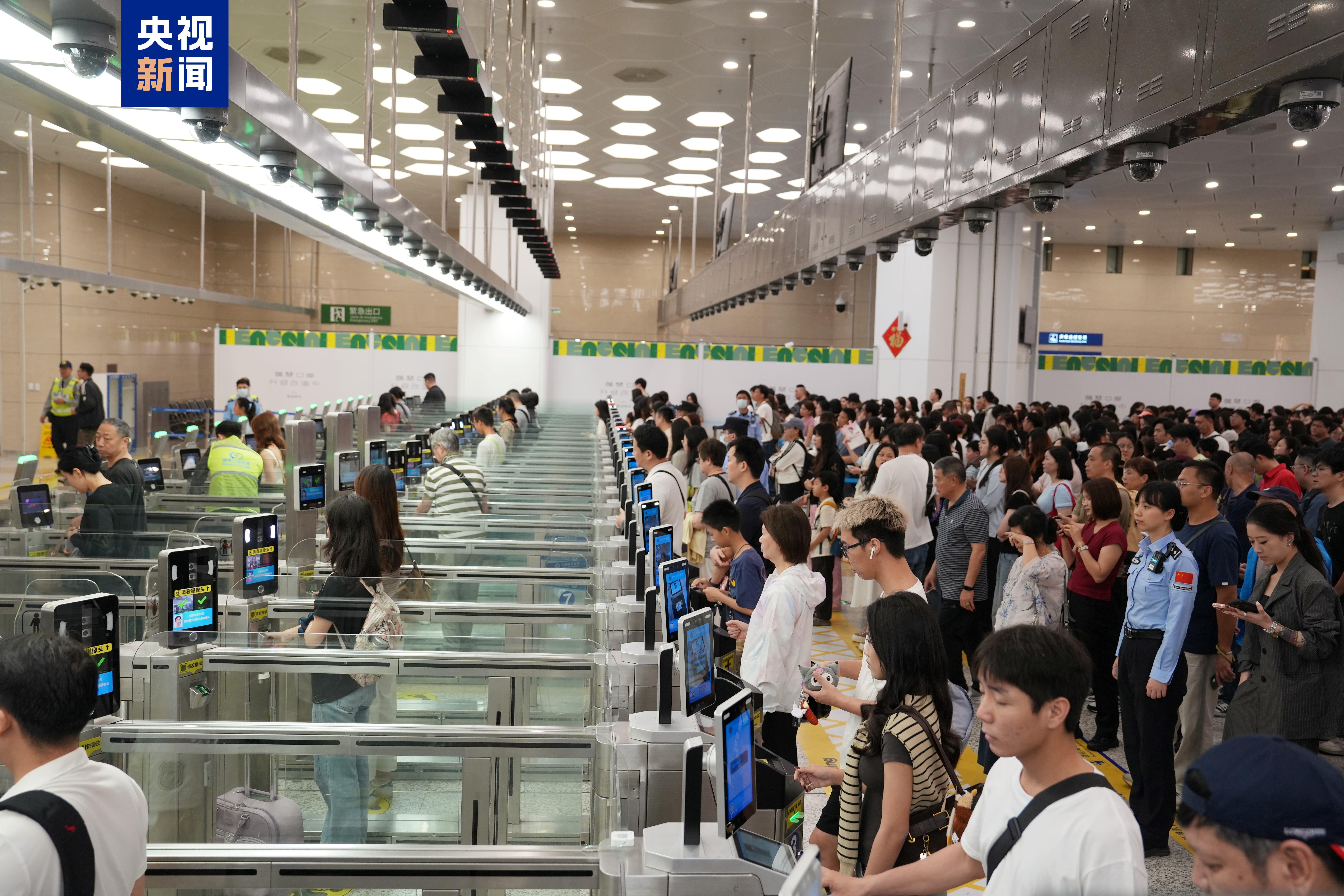 纪录再刷新 横琴口岸客流较去年提前29天破千万人次 纪录再刷新 横琴口岸客流较去年提前29天破千万人次