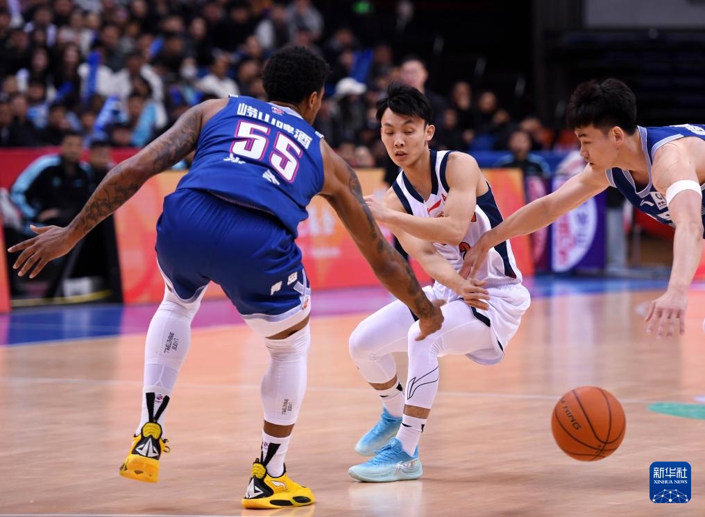 CBA常规赛：青岛崂山啤酒不敌广东东阳光