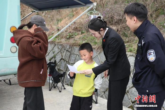 旅行社组织徒步“浙西之巅” 法院一纸禁止令紧急叫停