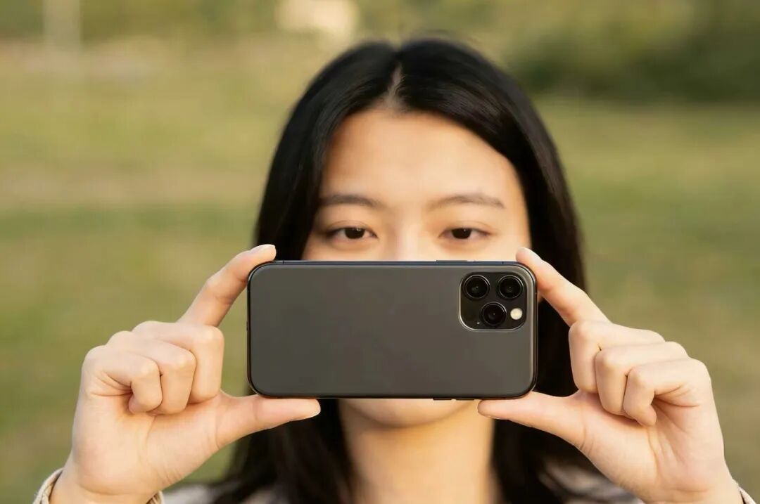 亲人去世，数字遗产继承难题该如何解决？