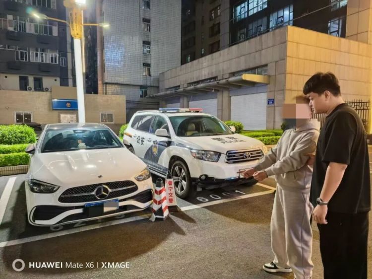 通辽警方打掉一特大“跑分”洗钱团伙! 通辽警方打掉一特大“跑分”洗钱团伙!