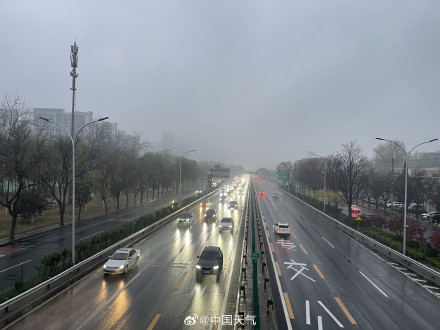 淅沥沥！北京春雨润如酥 降温明显注意添衣