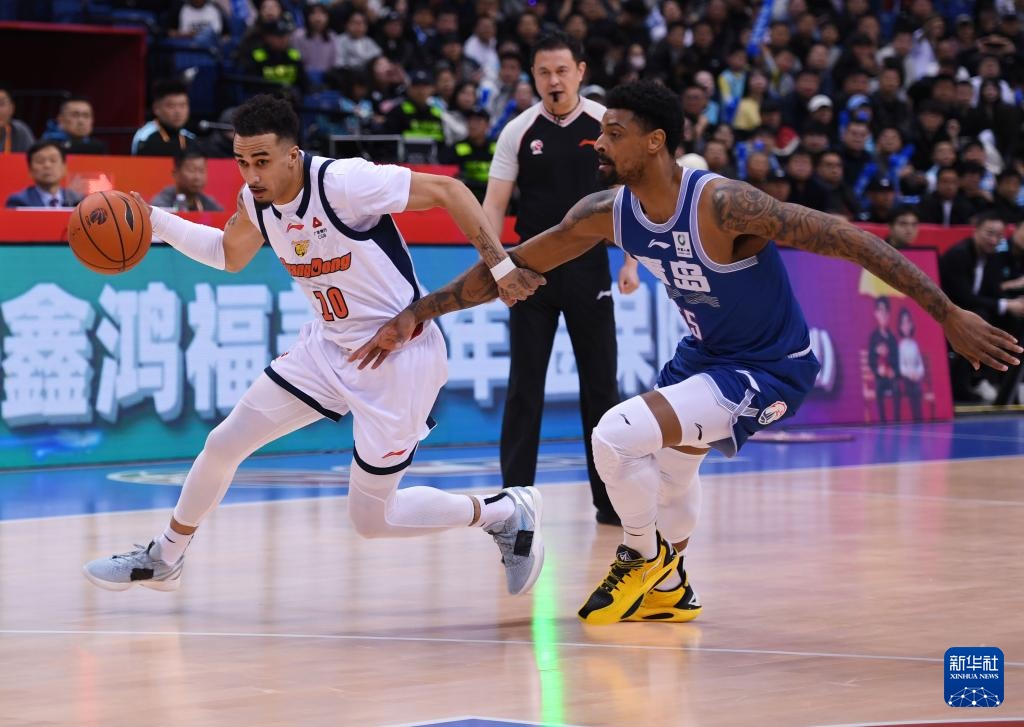 CBA常规赛：青岛崂山啤酒不敌广东东阳光