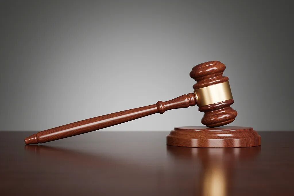 沪一女子长达四年被跟踪，“痴情追求者”蹲守家门口！法院出手→