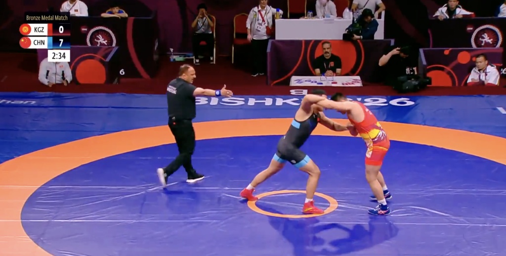 摔跤亚锦赛:中国古典式摔跤队4铜收官 摔跤亚锦赛:中国古典式摔跤队4铜收官