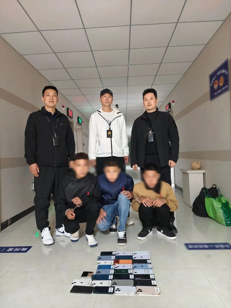 凌晨2点撬门,早晨9点被锁定:三个年轻人的“发财梦”,只做了不到7小时 凌晨2点撬门,早晨9点被锁定:三个年轻人的“发财梦”,只做了不到7小时