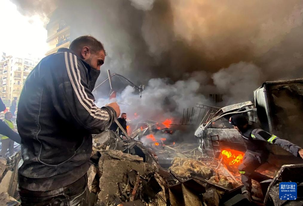 以色列空袭黎巴嫩贝鲁特引发火灾