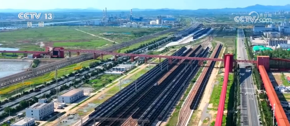 需求旺、运量增 全国铁路今起实行新货物列车运行图 铁路物流体系进一步完善