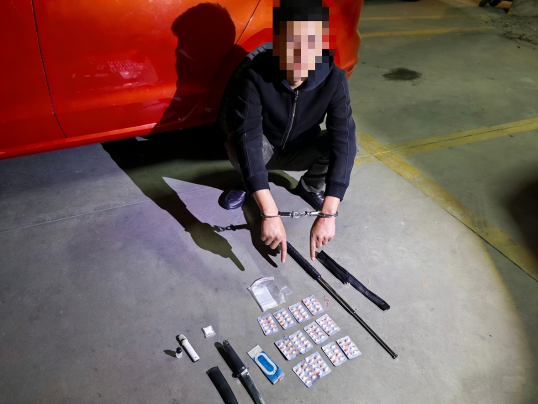 32天缜密布控!新疆沙雅警方斩断毒链,5人落网 32天缜密布控!新疆沙雅警方斩断毒链,5人落网