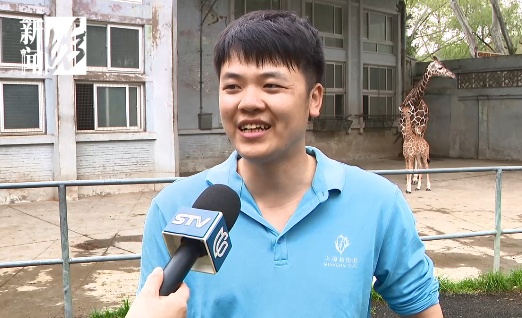 上海新晋网红宝宝,身高1米93!竟然还没名字?赶紧,全网征名 上海新晋网红宝宝,身高1米93!竟然还没名字?赶紧,全网征名