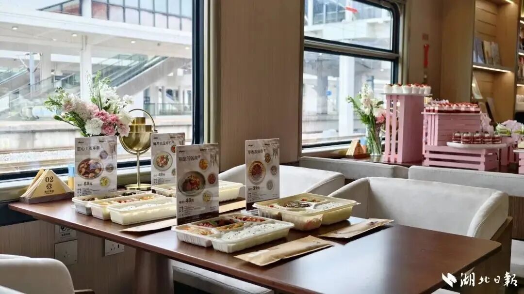 武汉首发！火车变移动酒店，房间卫浴全安排