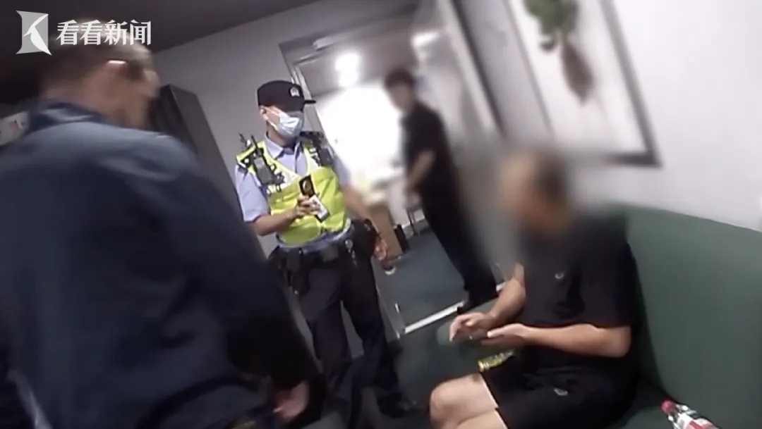 不寻常！男子一连9次乘坐同一邮轮，一天逛十几次免税店，上海民警一查，果然不简单