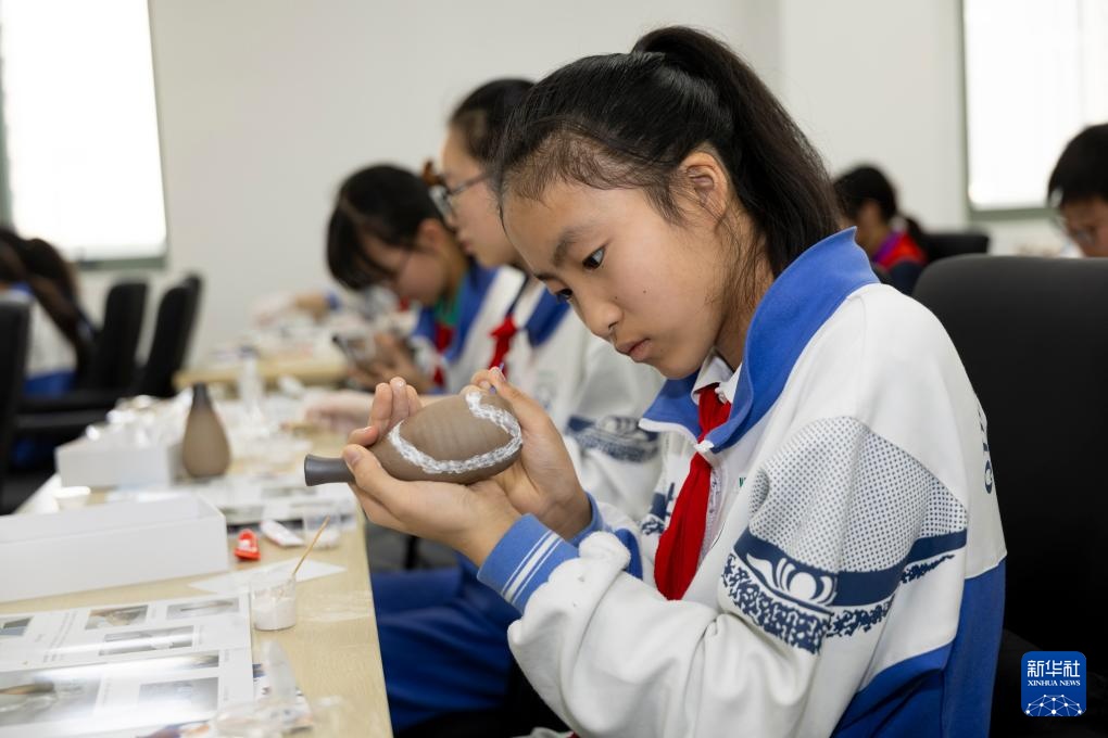 上海博物馆“爱文物 趣探索”进校园系列活动收官 上海博物馆“爱文物 趣探索”进校园系列活动收官