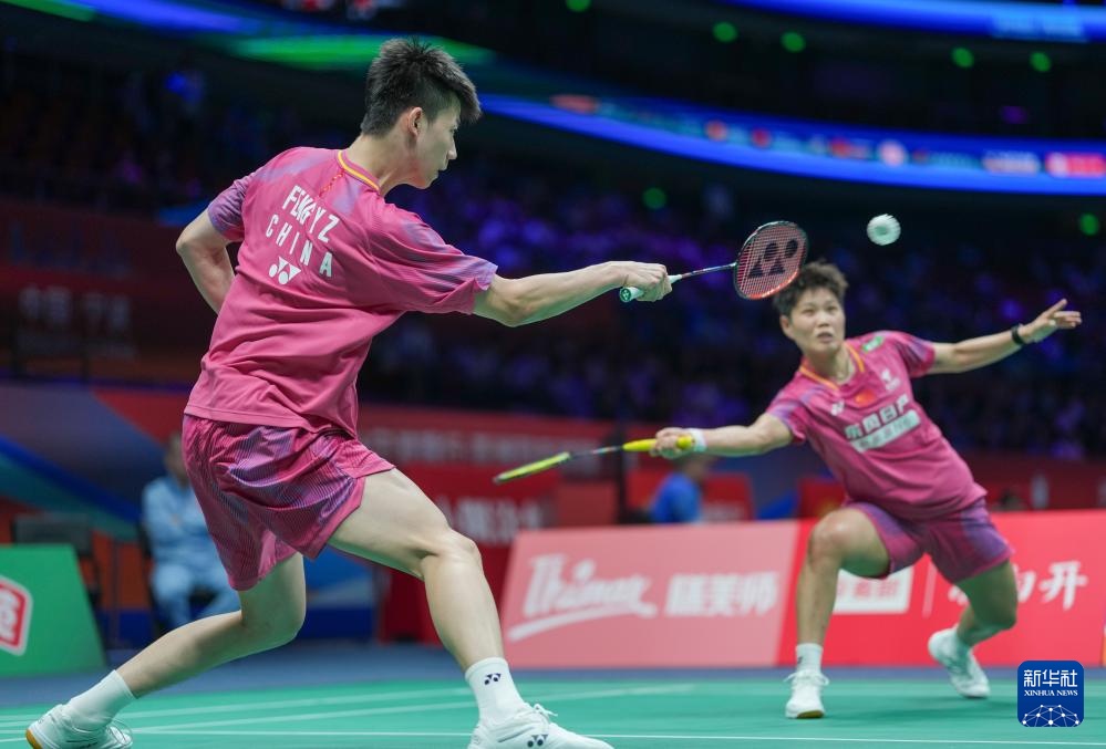 羽毛球亚锦赛：冯彦哲/黄东萍晋级混双八强
