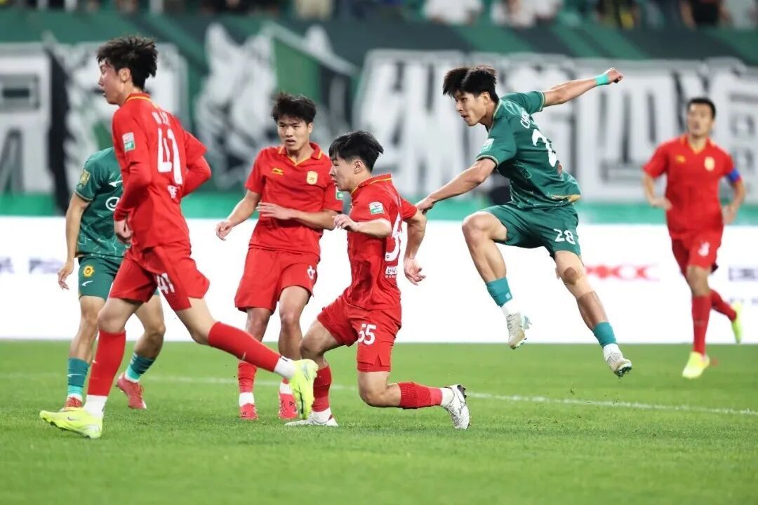 贵州贵阳竞技，主场两连胜！