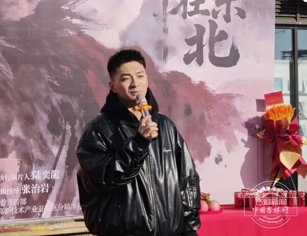 《无限超越班》 “雪饼猴”感动全网！他的来时路，终成照亮舞台的光