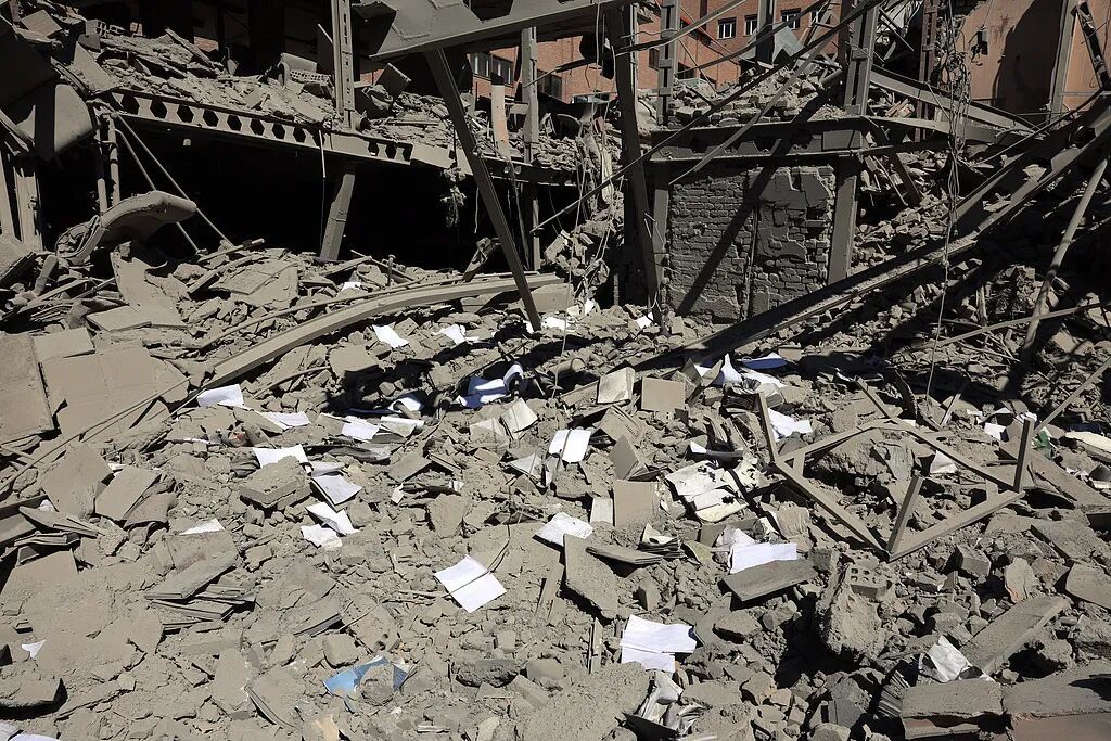 世卫组织：美以军事打击导致伊朗近2400人死亡，黎巴嫩超1700人死亡；以色列有24人死亡