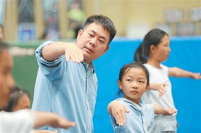 “教育是一首会跳舞的诗”