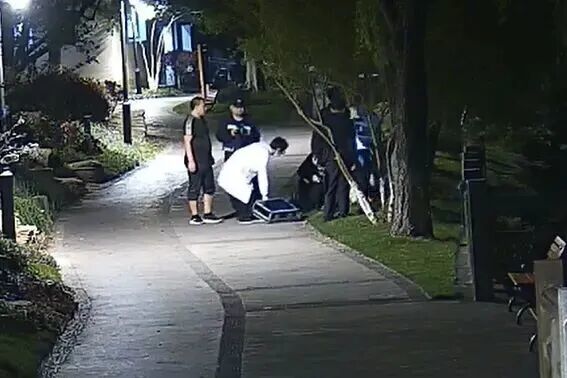 现实版“汪汪队”立大功!外卖小哥携爱犬救下溺水者 现实版“汪汪队”立大功!外卖小哥携爱犬救下溺水者