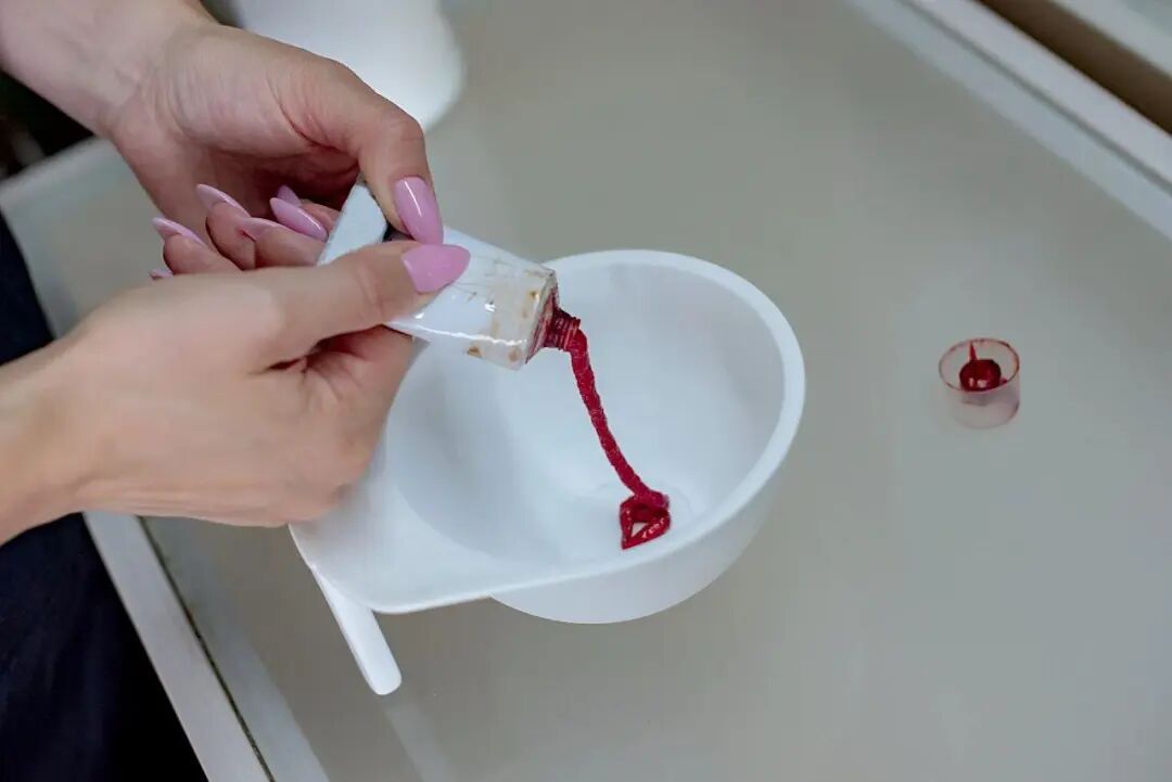 歌手薛之谦自曝！网友紧急喊话：别再伤害自己了！