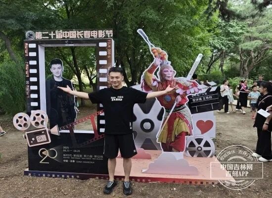 《无限超越班》 “雪饼猴”感动全网！他的来时路，终成照亮舞台的光