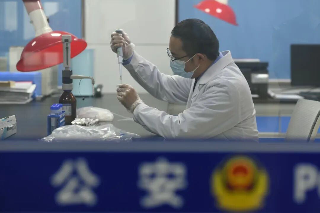 身份确认！这个刑事技术支队为三位烈士点亮回家路