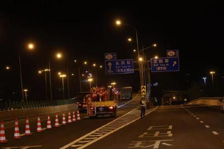 北京四元桥今日凌晨启动大修,与京密路互通匝道封闭48小时 北京四元桥今日凌晨启动大修,与京密路互通匝道封闭48小时