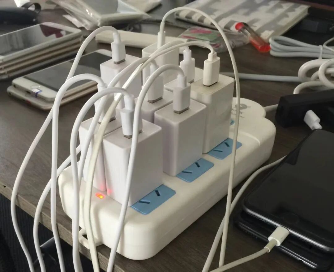 办公室深夜起火,罪魁祸首又是它! 办公室深夜起火,罪魁祸首又是它!