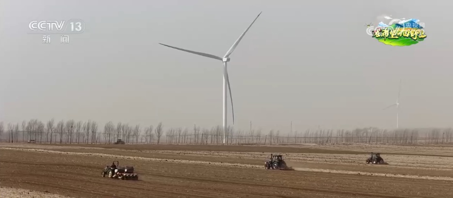 智能工厂、北斗+……科技“组合拳”赋能春耕春管 筑牢夏粮稳产根基 智能工厂、北斗+……科技“组合拳”赋能春耕春管 筑牢夏粮稳产根基