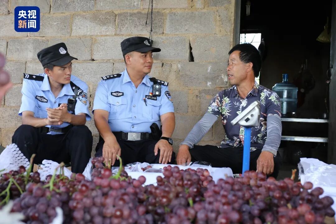 45岁公安局副局长开会时突发疾病、猝然倒下！留下最后一句话令人动容！生前荣膺一等功