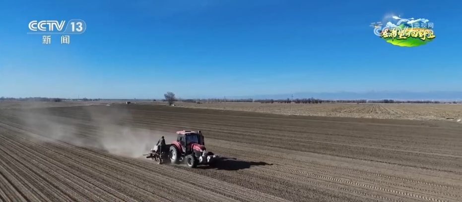 数智农具不断“上新”、网络成为“新农资” 智慧农业为乡村插上“科技翅膀”