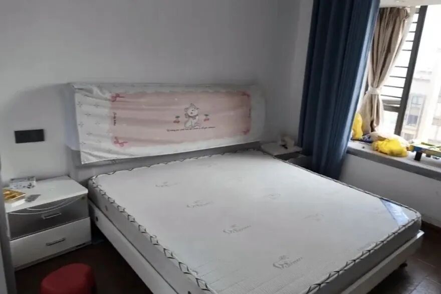 高层住宅突然起火，母女俩靠这招成功保命→