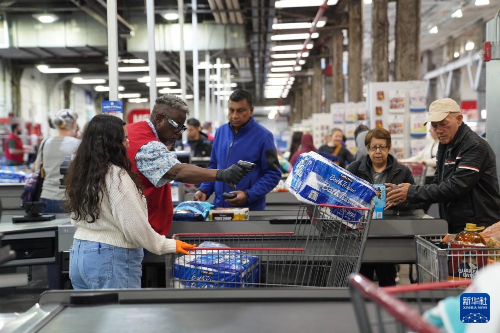 油价暴涨致美国3月消费者价格指数同比上涨3.3%