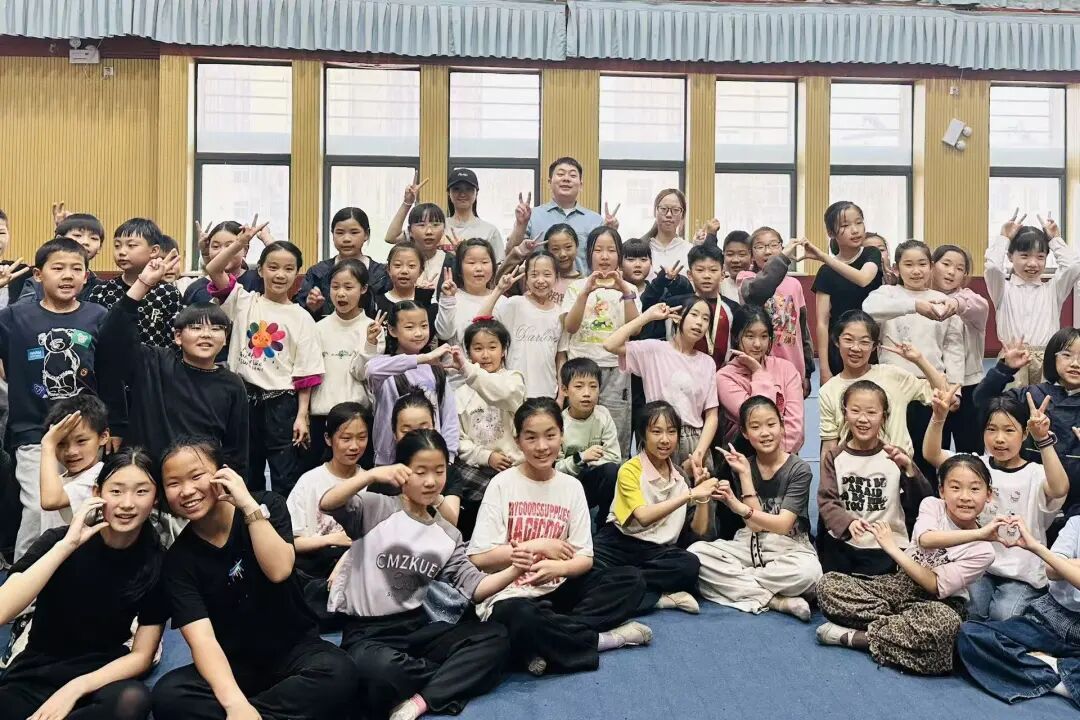 郑州版“放牛班的春天”：一群小学生用舞蹈微电影治愈全网