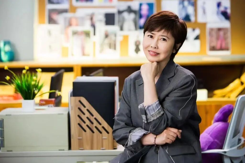 25年前，薛晓路以《不要和陌生人说话》撕开家暴冰山一角，今年她将镜头对准PUA