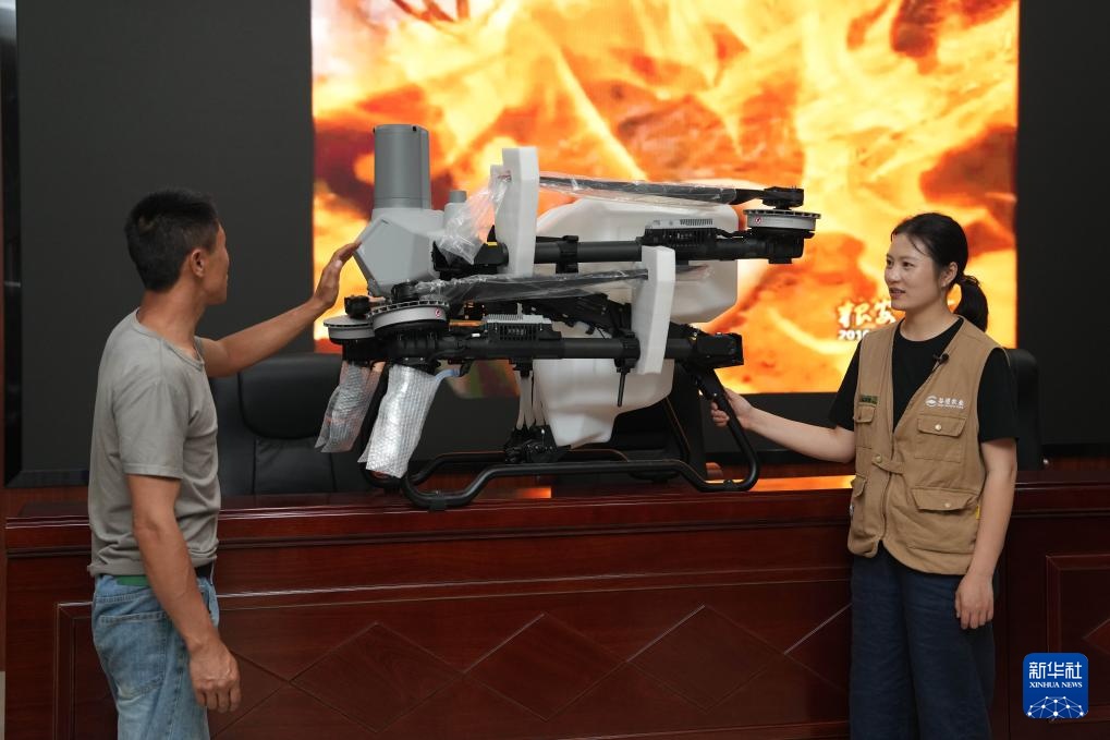 “95后”新农人骆雨：用青春与智慧耕耘田野