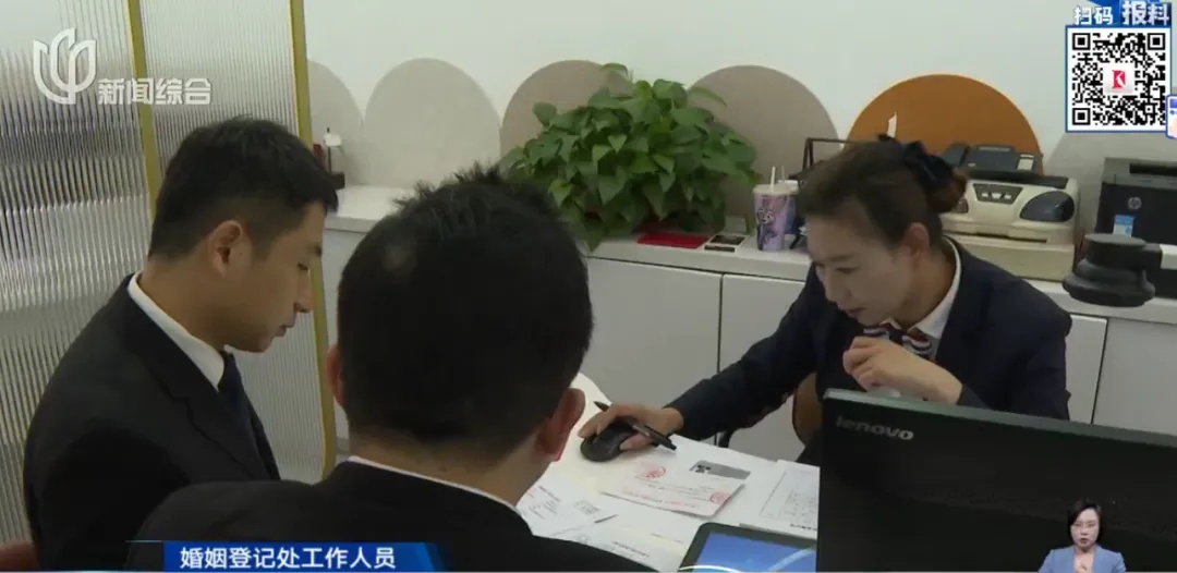 男子净身出户，房产车辆全归妻子！离婚3天后，女方再婚……