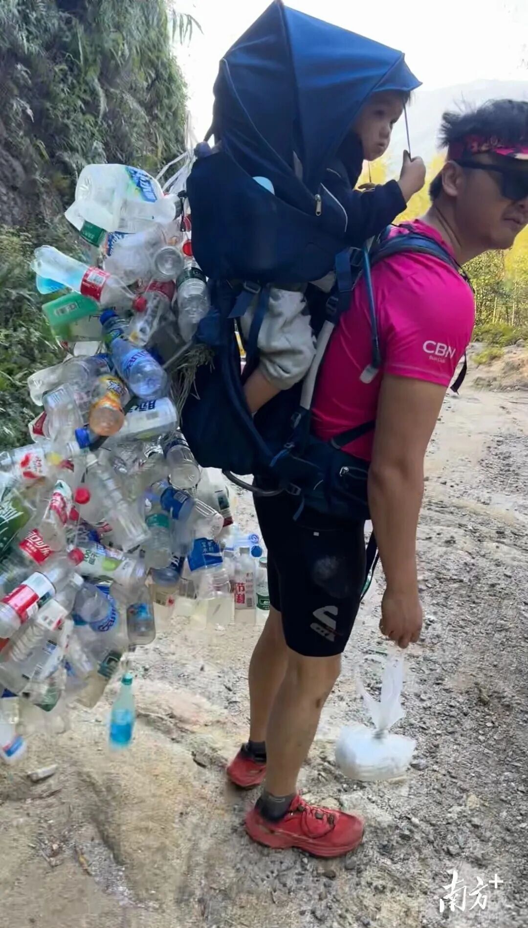 佛山鱼档少年又火了！烟火气里的成长，才是最动人的教育
