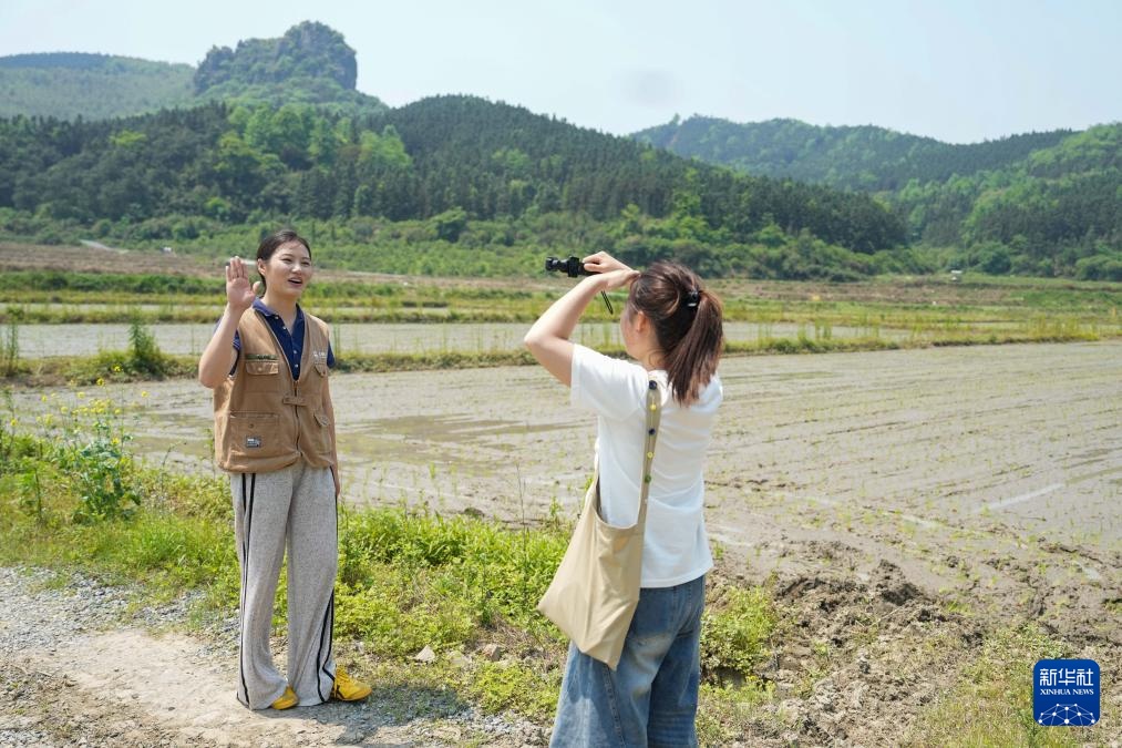 “95后”新农人骆雨：用青春与智慧耕耘田野
